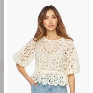 JustFab - Crochet top